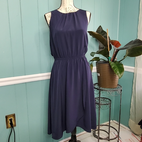 Athleta Dresses & Skirts - Athleta blue faux wrap dress Medium